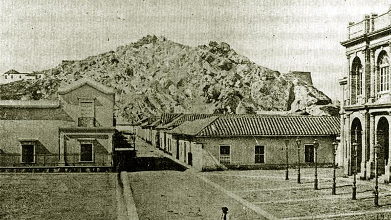 Cerro Santa Lucía. D. el actual Teatro Municipal.