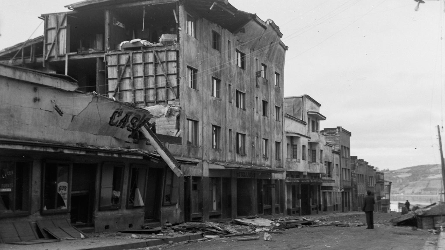 Imagen de la Colección fotográfica de Gilberto Provoste. Museo de Sitio Castillo de Niebla.