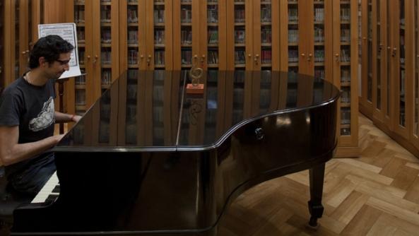 Sala Arnaldo Tapia Caballero, Biblioteca Nacional