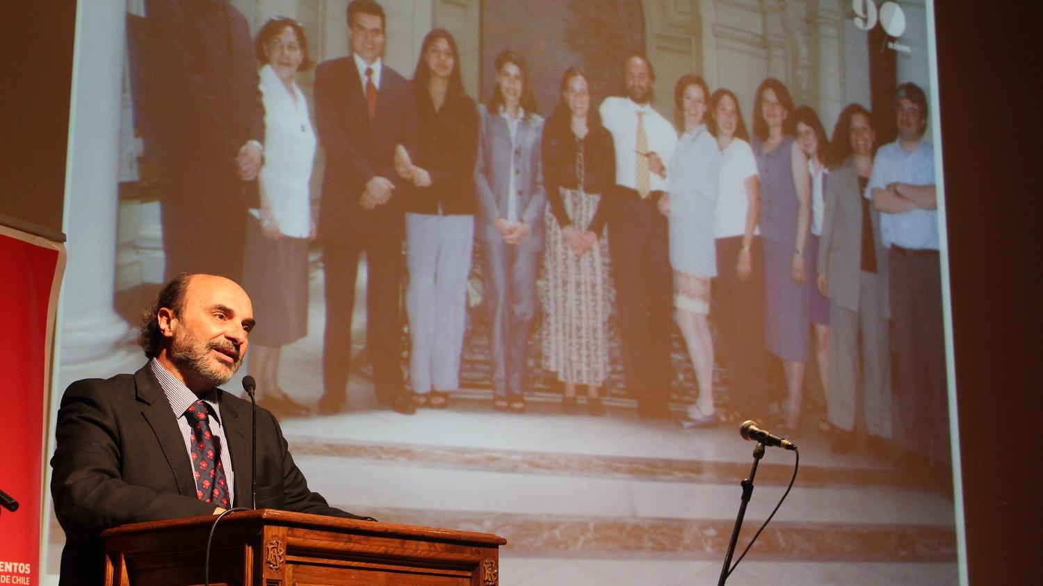 Director de la Dibam y Vicepresidente del Consejo de Monumentos Nacionales, Ángel Cabeza.