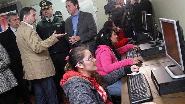 Capacitación en Centro Penitenciario Femenino.