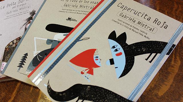 Tres de los libros premiados.