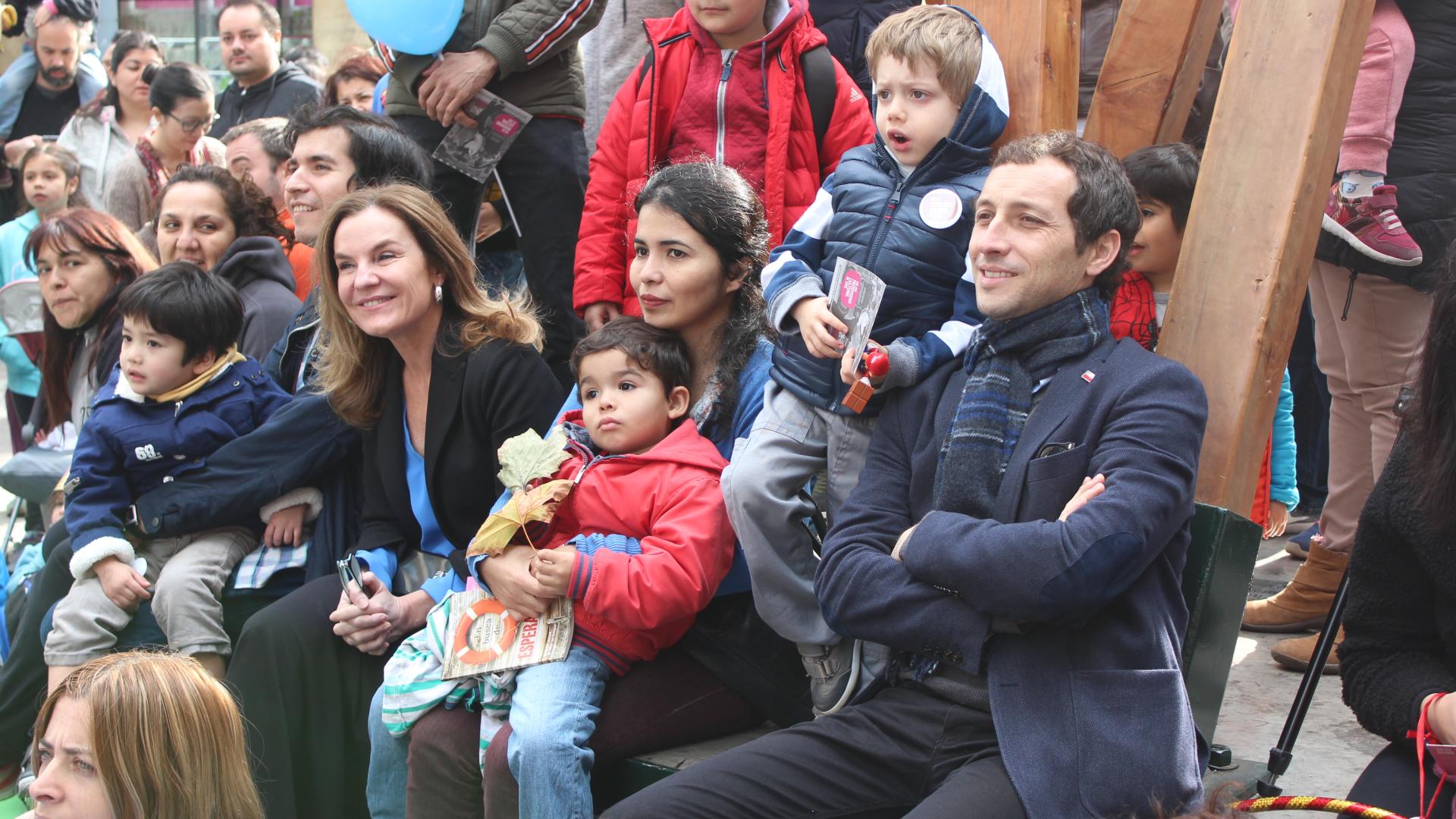 Ministra de las Culturas y subsecretario del Patrimonio Cultural en una de las actividades del Día del Patrimonio