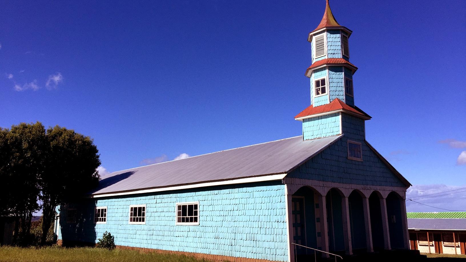 Iglesia de Huyar Alto, comuna de Curaco de Vélez, Región de Los Lagos.