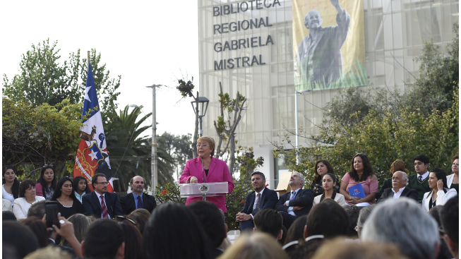 Presidenta Bachelet inaugura Biblioteca Regional Gabriela Mistral Presidenta Bachelet inaugura Biblioteca Regional Gabriela Mistral.