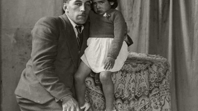 Gilberto Provoste, autorretrato con hija.