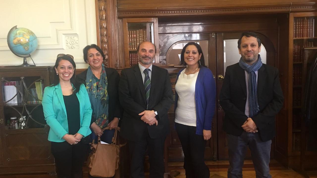 Autoridades de la Dibam y de Bienes Nacionales Autoridades de la Dibam y de la seremi de Bienes Nacionales de La Araucanía.