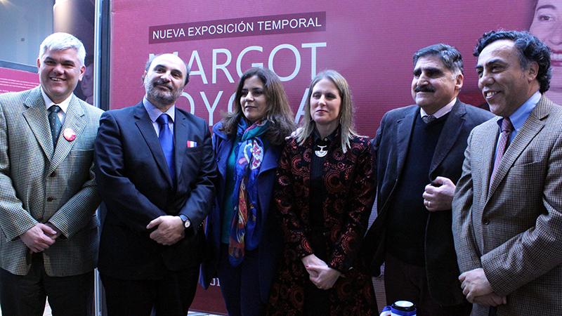 Las autoridades informaron que la muestra estará abierta hasta diciembre en el MHNV. Las autoridades informaron que la muestra estará abierta hasta diciembre en el MHNV.