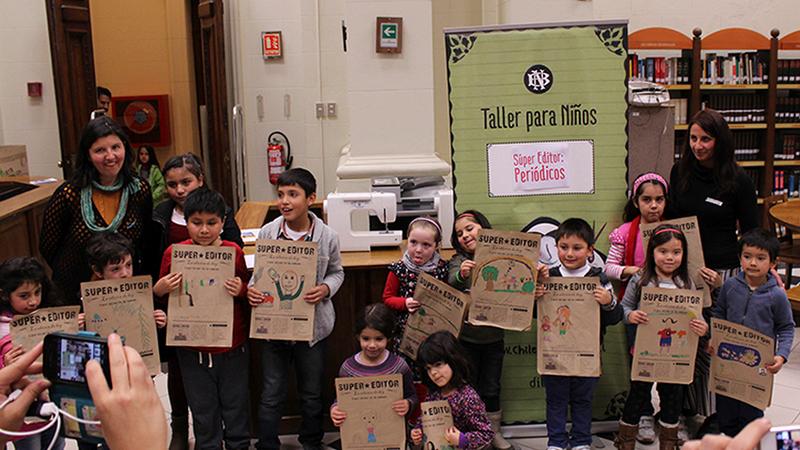 Uno de los talleres de Chile para Niños en la Biblioteca Nacional.