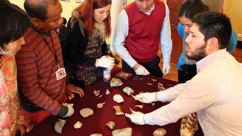 El Taller consistió en sesiones teórico-prácticas.