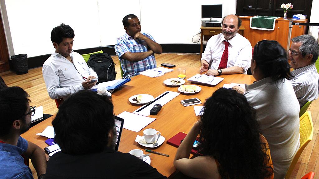 Director Dibam y consejeros presentes Director Dibam y consejeros presentes en la última reunión 2017 del Consejo de la Sociedad Civil Dibam.