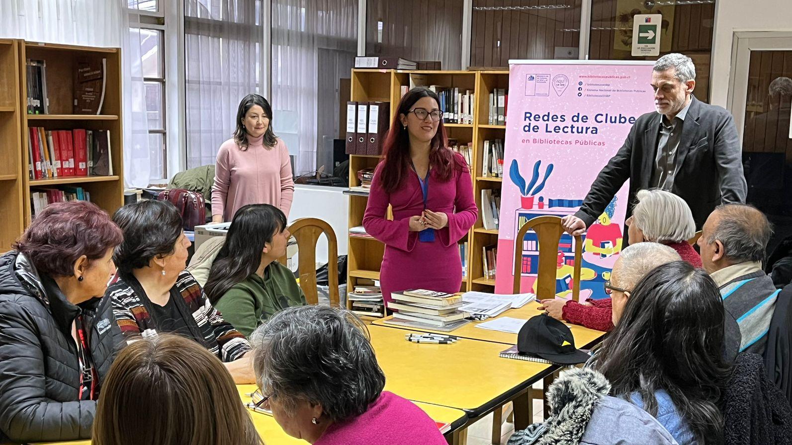 Inicio del Club de Lectura "Letras para la Memoria"  marca apertura gradual de Biblioteca Pública 47 de Punta Arenas