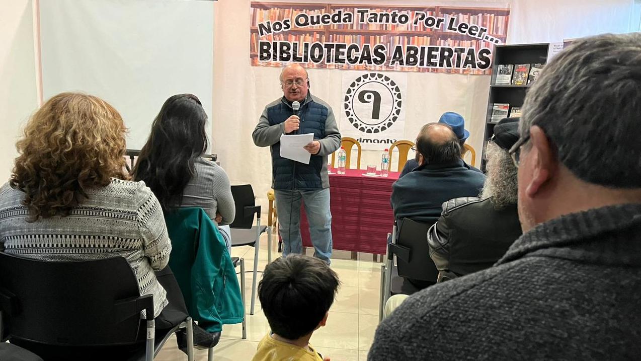 Con conversatorio y exposición de libros CRBP releva rol de desaparecida editorial Quimantú
