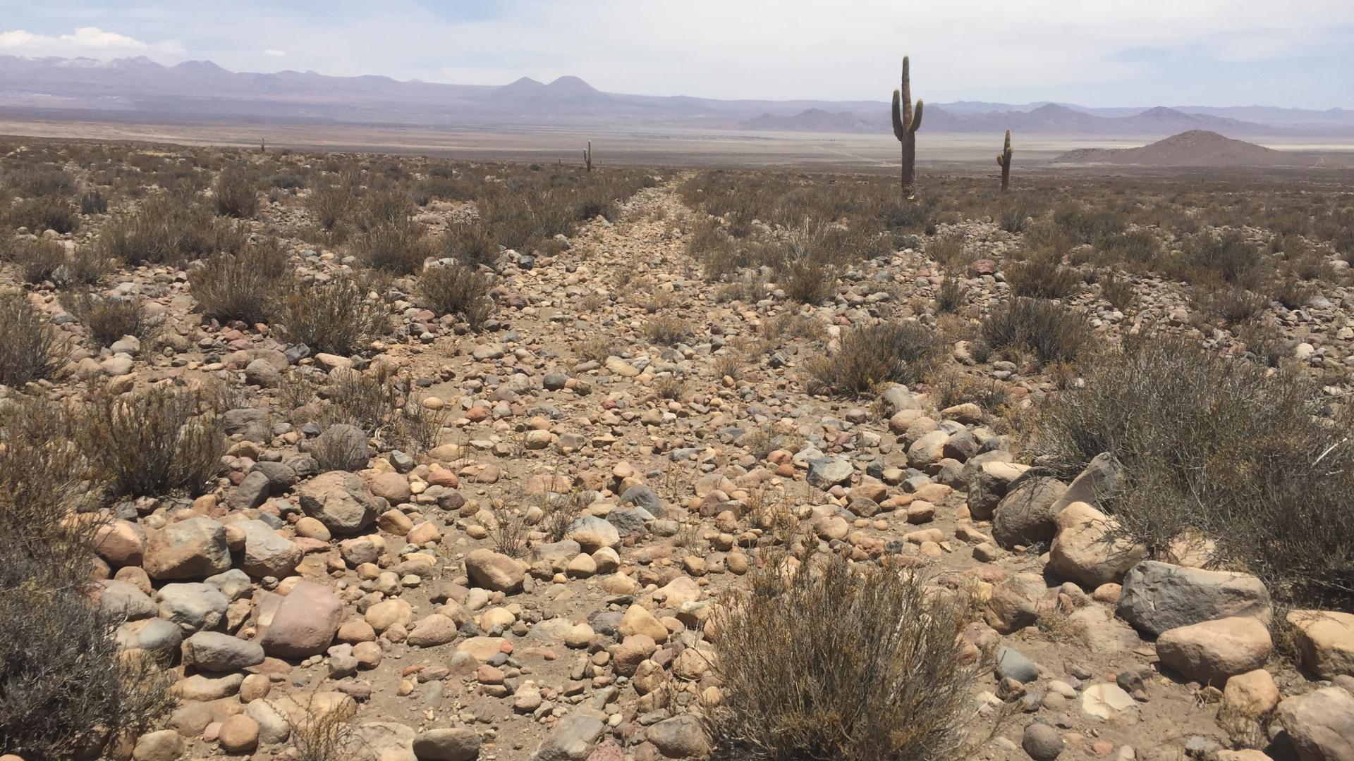 Qhapaq Ñan, Sistema Vial Andino en Chile, conocido también como “el camino del Inca”. En la fotografía, camino en la Región de Antofagasta. Qhapaq Ñan, Sistema Vial Andino en Chile, conocido también como “el camino del Inca”. En la fotografía, camino en la Región de Antofagasta.
