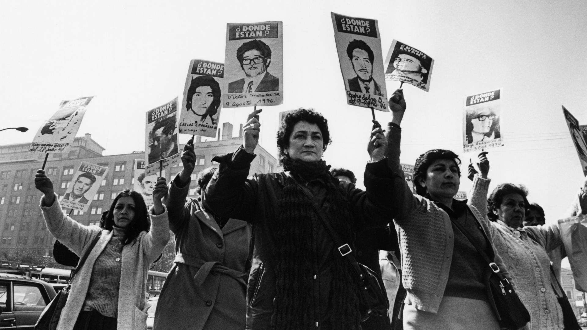 De Kena Lorenzini - Museo de la Memoria y los Derechos Humanos, CC BY-SA 3.0, https://commons.wikimedia.org/w/index.php?curid=20138288