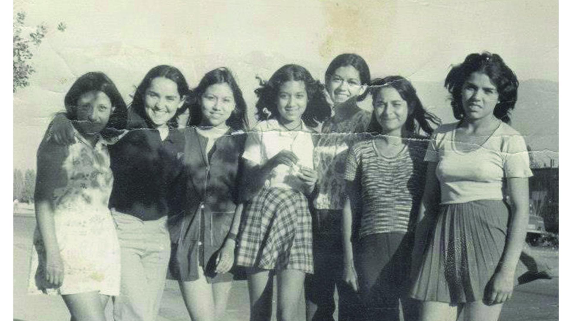 Primer Encuentro de Mujeres en la Ciudad. Fotografía de la Colección Digital Mujeres en Santiago del Museo Ciudadano Vicuña Mackenna. mujeres