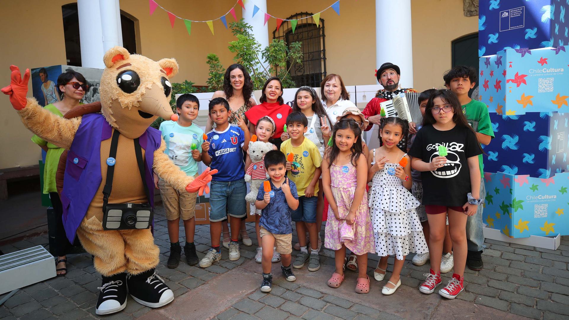 El inicio de Museos en verano 2025 se realizó en el Museo Histórico Nacional con la participación de niñas, niños y autoridades.