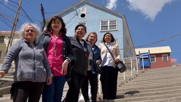 MUJERES EN SEWELL