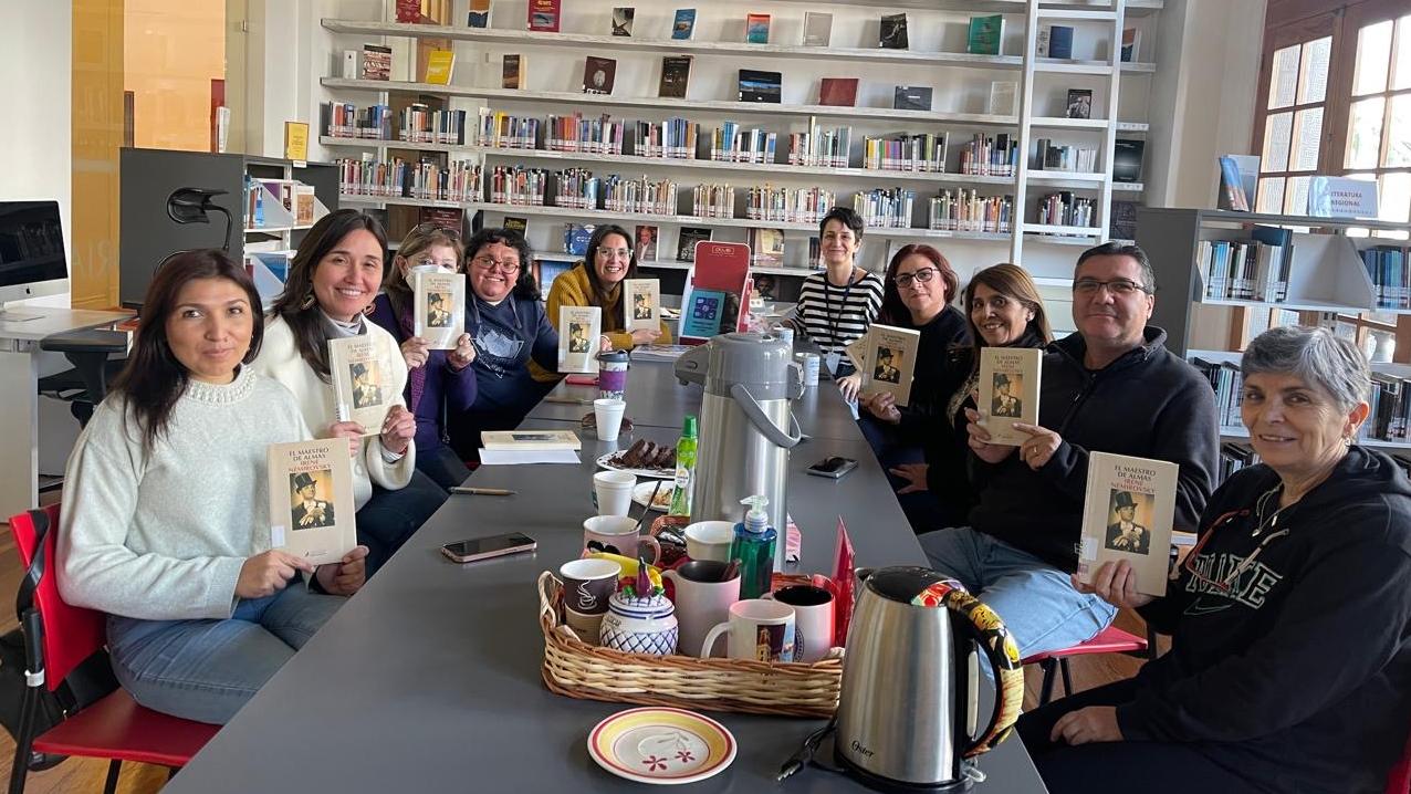 Con cuatro conversatorios abiertos a la comunidad continúa el fortalecimiento de clubes de lectura
