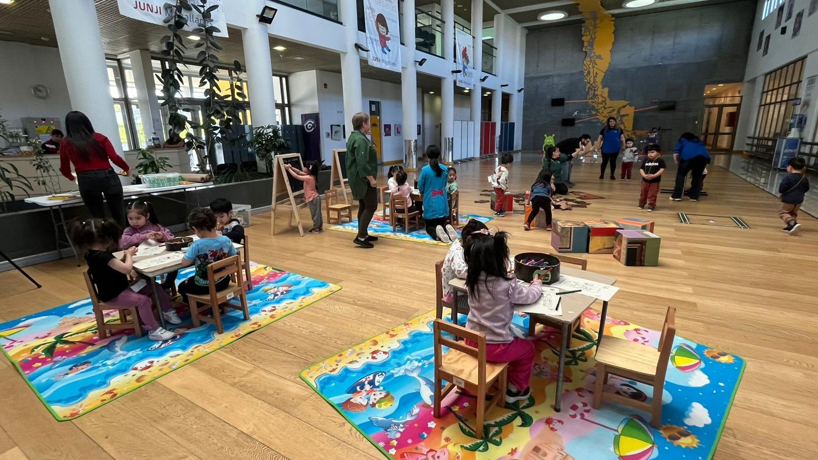 Niñas y niños de Junji Magallanes vivieron el “Día de Gabriela Mistral” en el Cijum