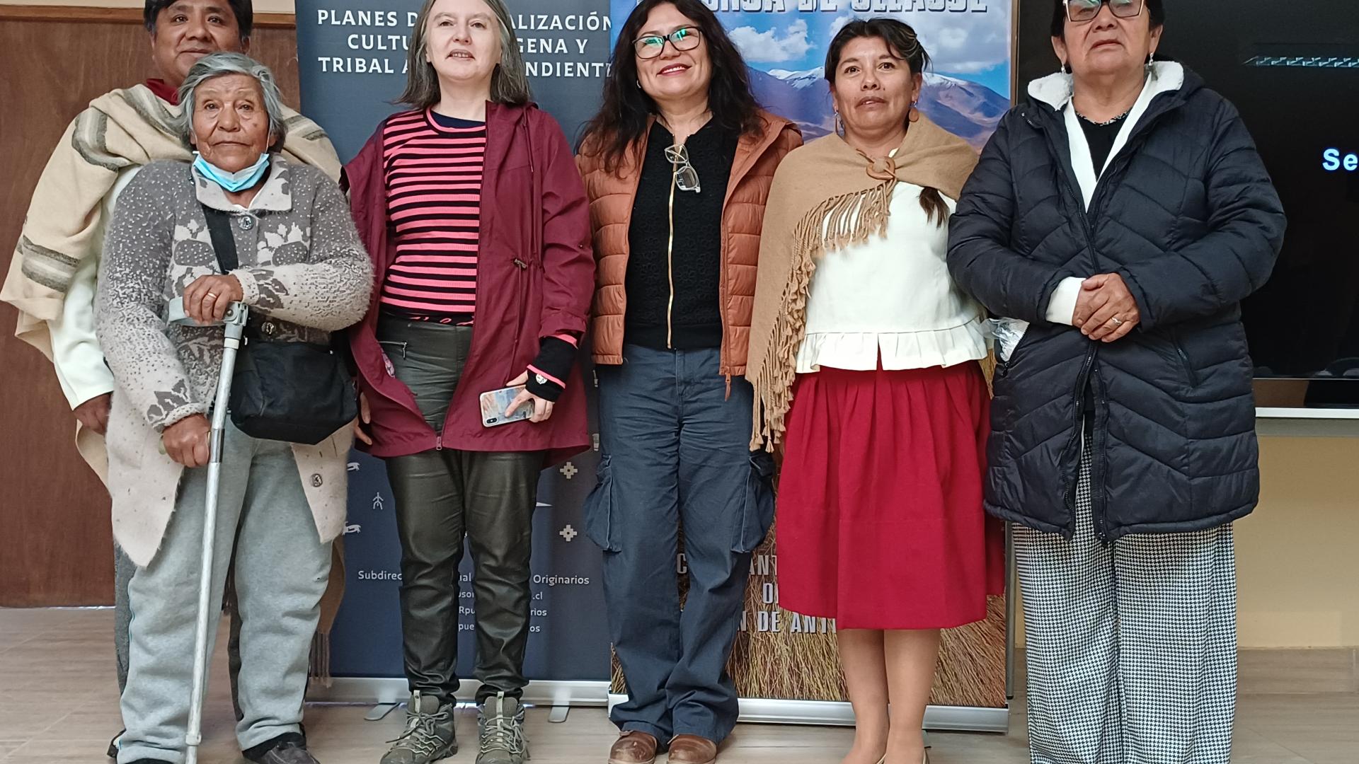 Pueblo Quechua de Ollagüe presenta vestimenta tradicional