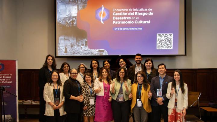 Participantes del Encuentro de Iniciativas de Gestión del Riesgo de Desastres, realizado en la Biblioteca Patrimonial Recoleta Dominica