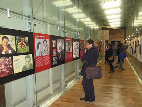 Exposición "Canta Chile".