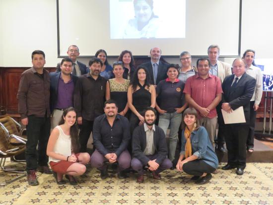Representantes del Consejo de la Sociedad Civil y autoridades de la Dibam.