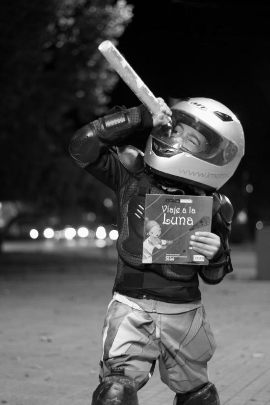 Mejor fotografía, Cristóbal Muñoz con "Viaje a la luna", de María José Olavarría (fragmento).