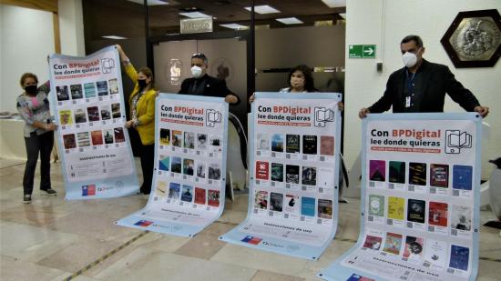 Serpat instalará primer punto de lectura de la Biblioteca Pública Digital en la Antártica Chilena