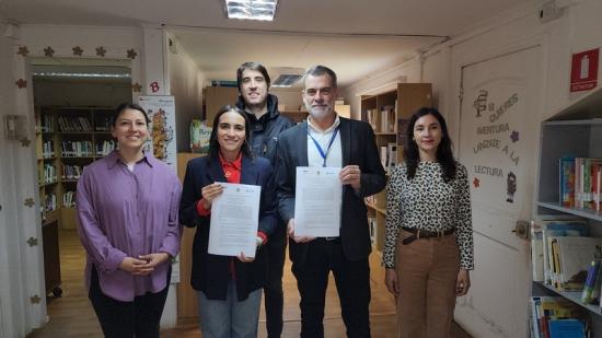 Servicio Nacional del Patrimonio Cultural y Municipalidad de Río Verde firman convenio de colaboración que fortalece Biblioteca Pública de la comuna