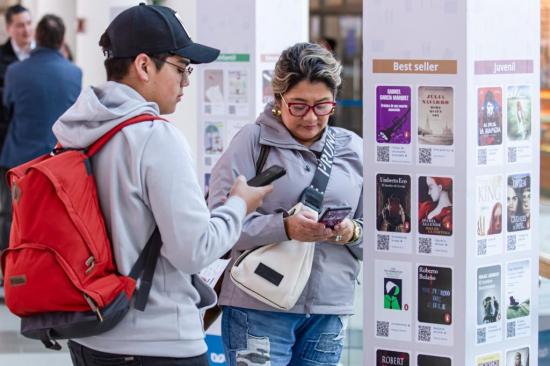 La BPDigital aterriza en el aeropuerto regional de La Araucanía con más de cien libros gratuitos