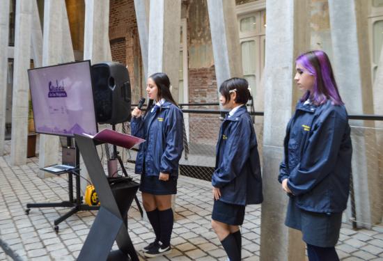 Estudiantes del Taller de Patrimonio del Liceo Carmela Carvajal