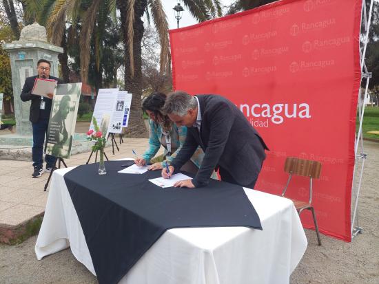 Se iniciará restauración de busto que honra a Gabriela Mistral
