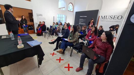 Temprano en la mañana se dio inicio al encuentro, con el saludo del director regional del SERPAT, Enrique Gutiérrez Fonfach.