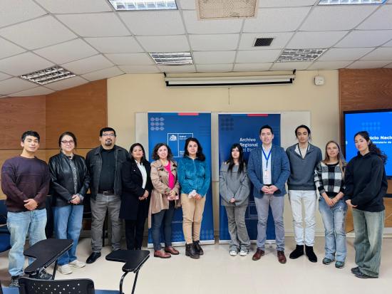 Estudiantes y equipo ARB