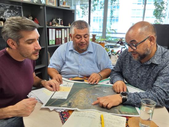 Director regional se reúne con jefe de gabinete de la ilustre Municipalidad de Calera de Tango 