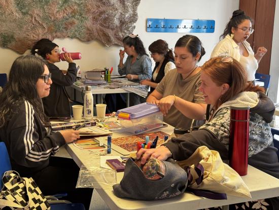 Mediación artística en el Mes de la Mujer invita a reflexionar sobre la representación de género en los monumentos públicos