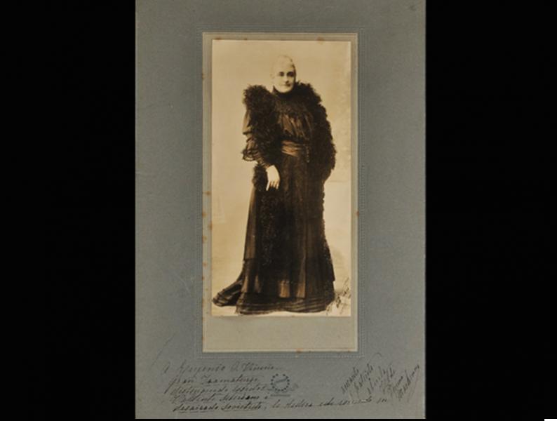 Retrato de Odber W. Heffer Bissett a Victoria Subercaseaux