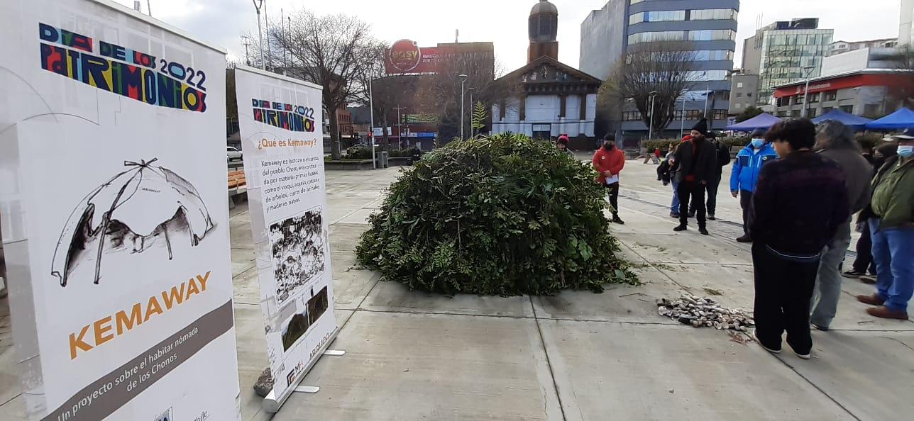 Fabricación de una réplica de choza chono (Puerto Montt)