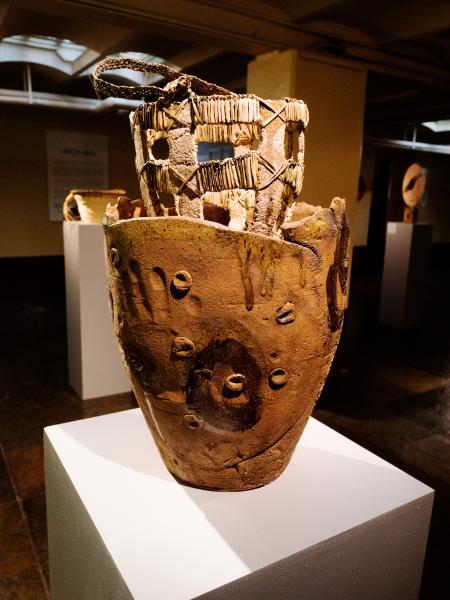 Autores: Javier Canales - Julia González