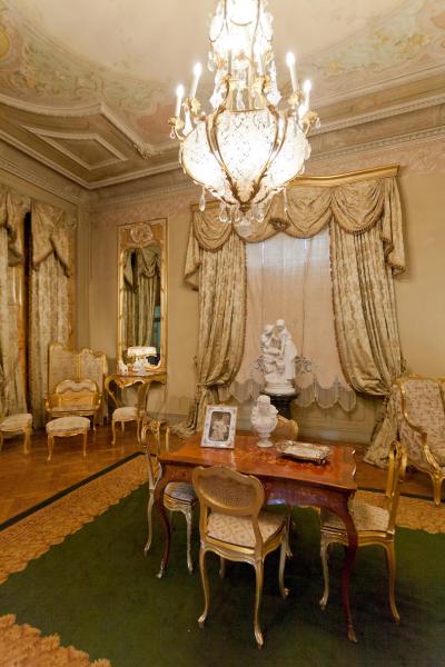 Gilded Room (360° image) Gilded Room (360° image)