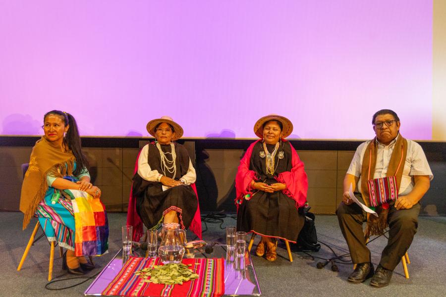 Diálogo en lengua Aymara