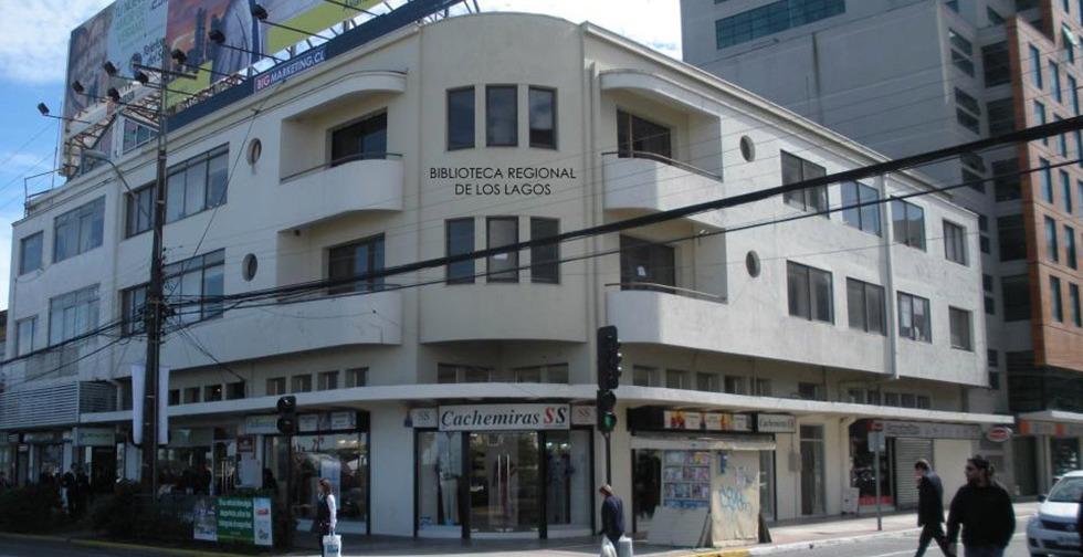Los Lagos Regional Library